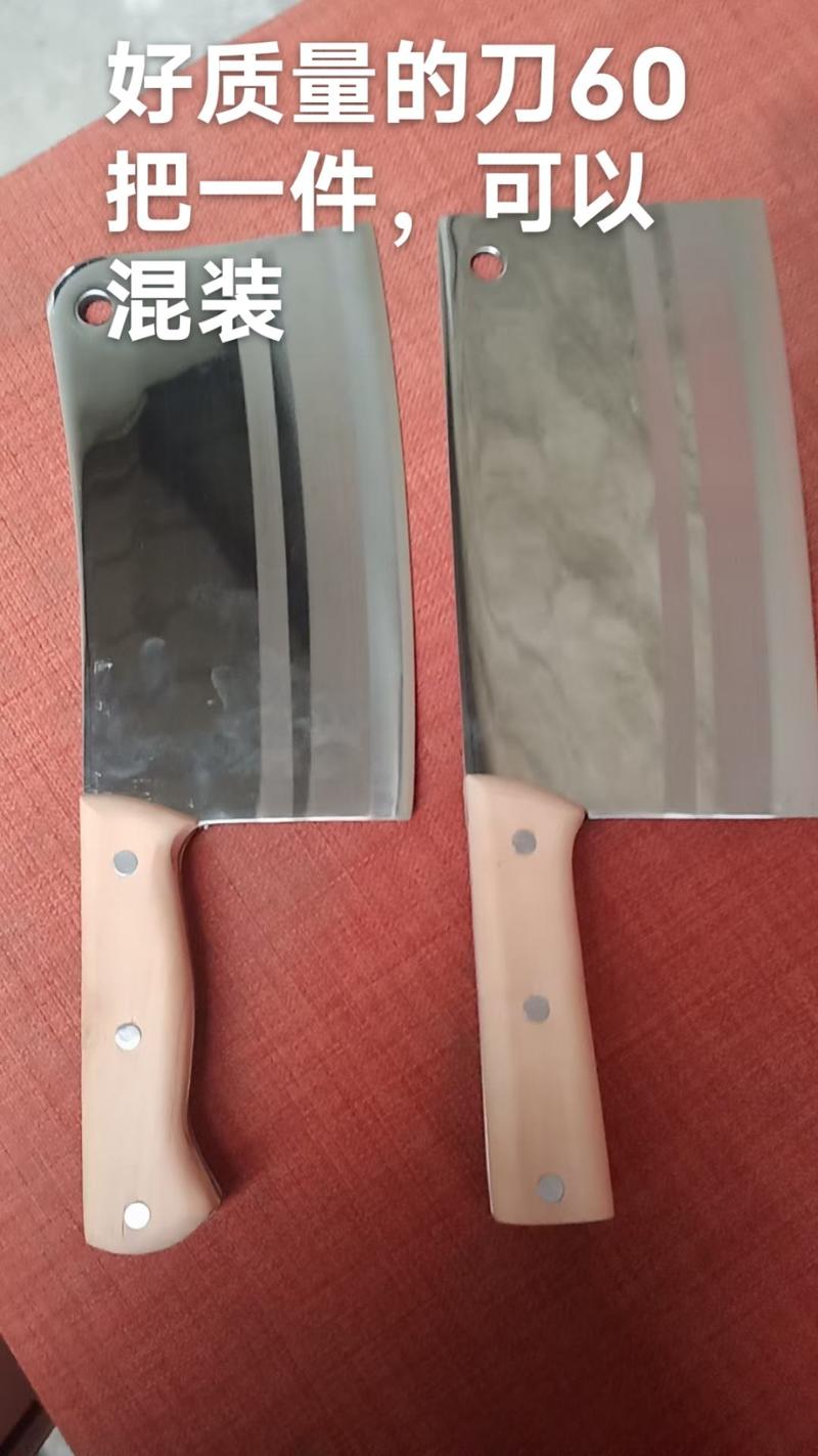 纯手工制作的好质量菜刀砍刀用着顺手刀身适合不生锈常年批发