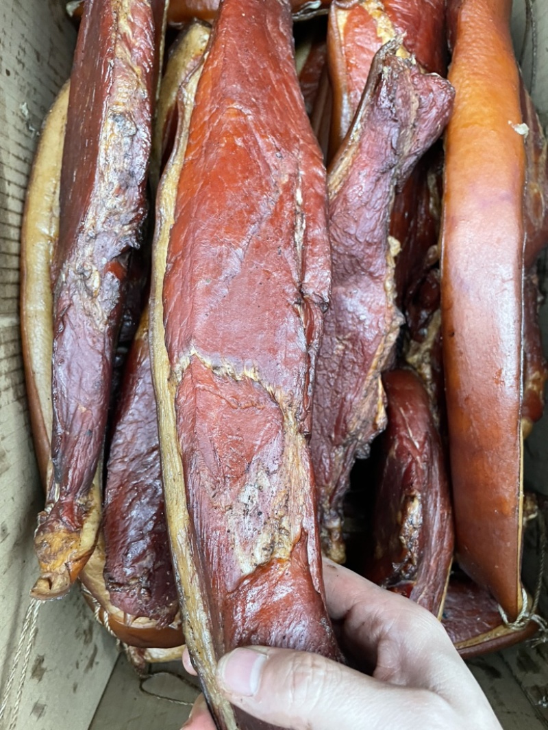 腊肉后腿腊肉烟熏腊肉青猪腊肉