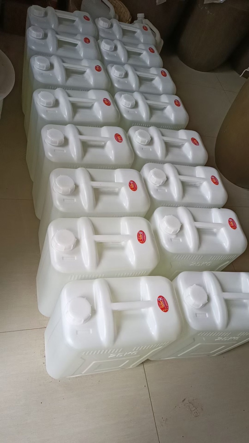 【白酒】自家酿造白酒，纯粮食酒，量大从优欢迎联系