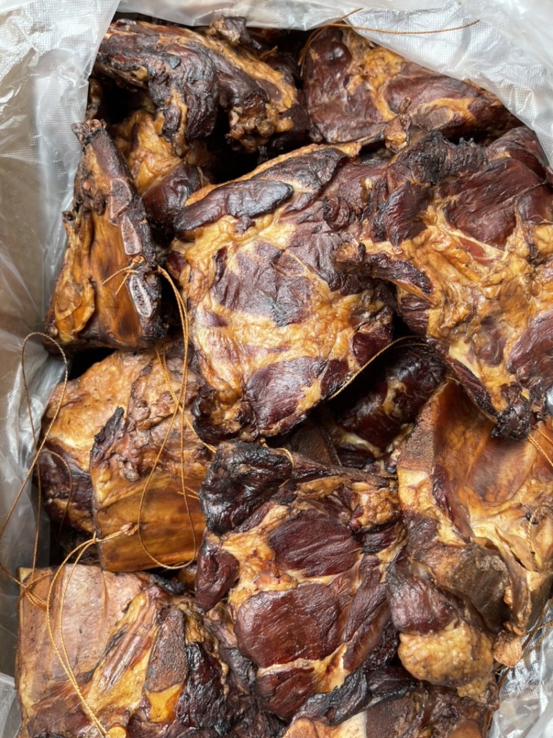 烟熏腊三角排（腊肉香肠源头工厂一手货源量大从优）