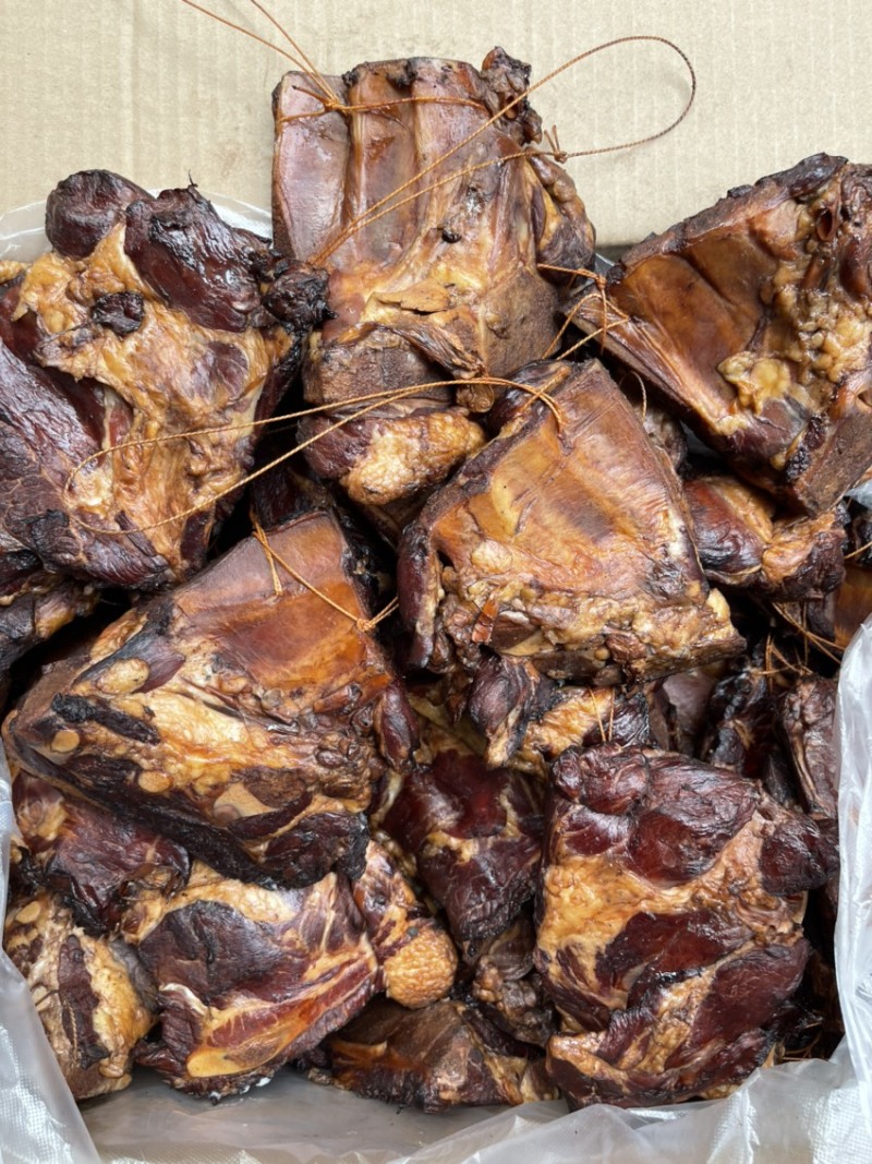 烟熏腊三角排（腊肉香肠源头工厂一手货源量大从优）