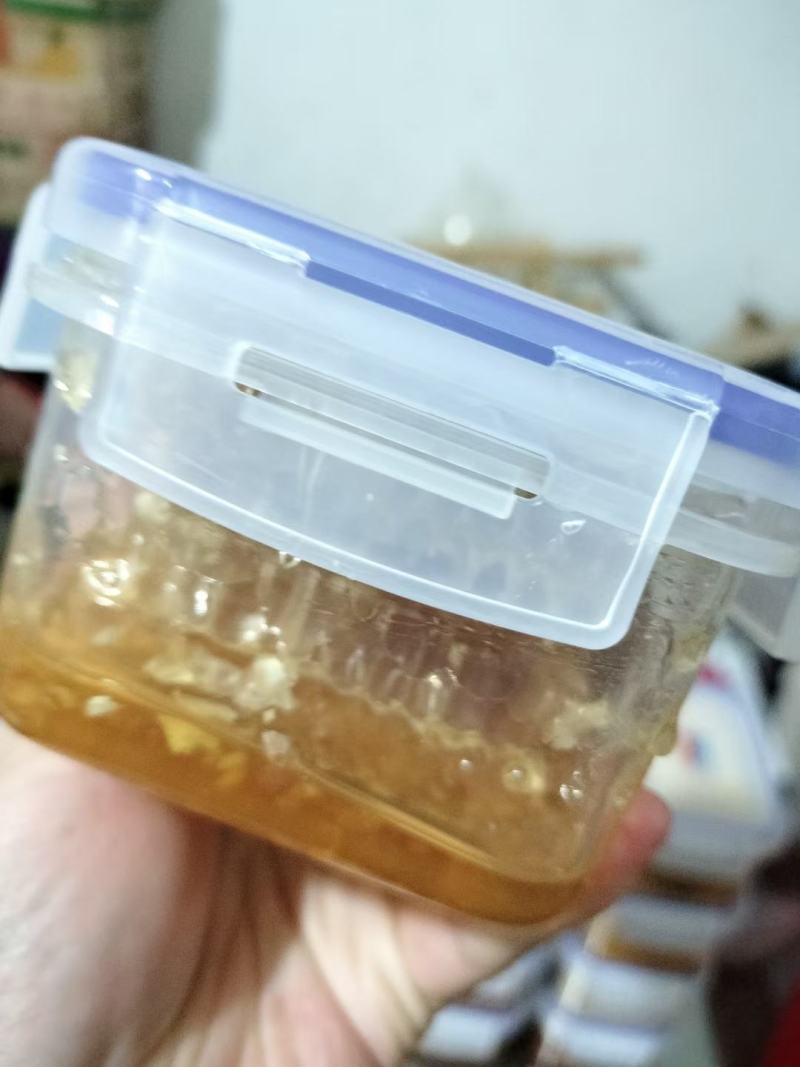 切割巢蜜一斤装，纯蜂蜜浓度高10元每盒