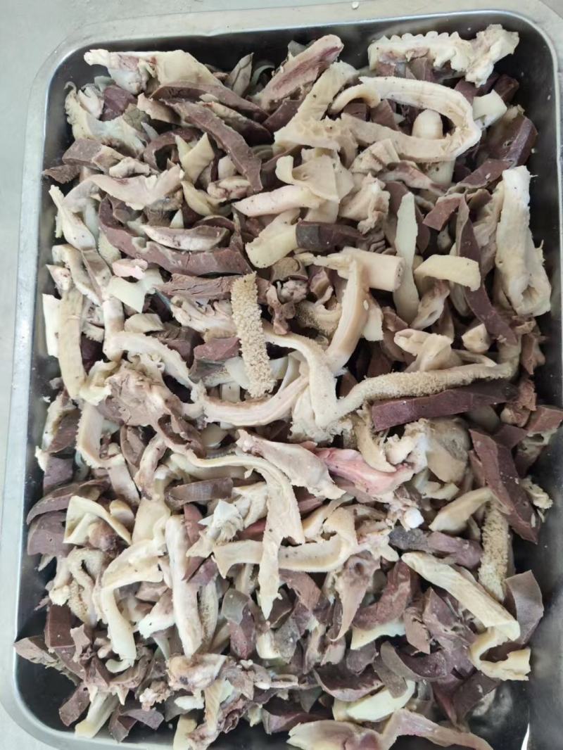 内蒙古草原羊杂，羊杂有调味料，煮开时候加入即可