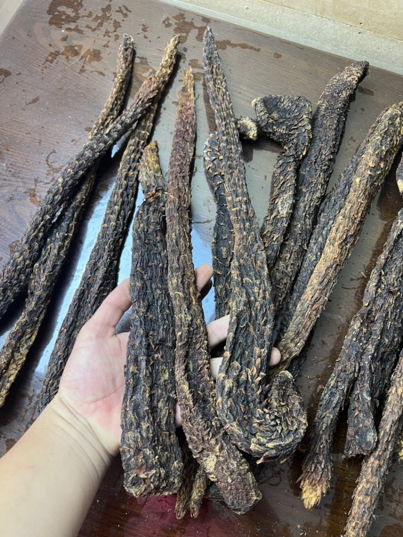 肉苁蓉整根3根一斤内蒙古发货阿拉善肉苁蓉整根非锁阳