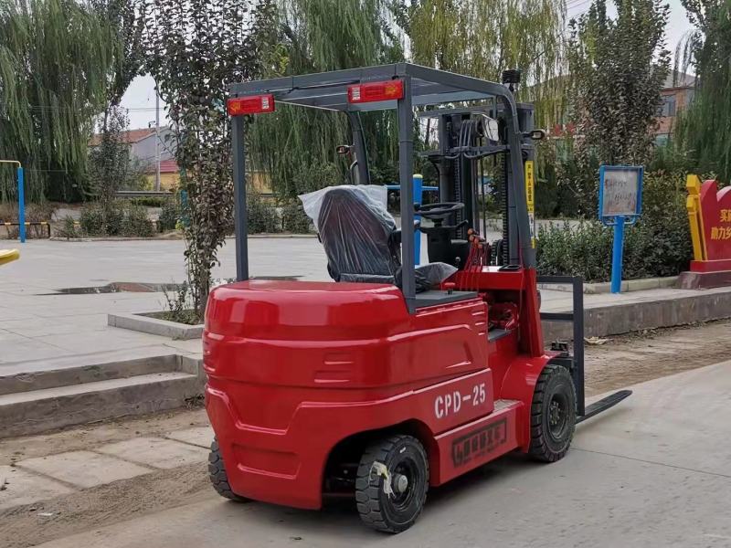 新能源电动叉车