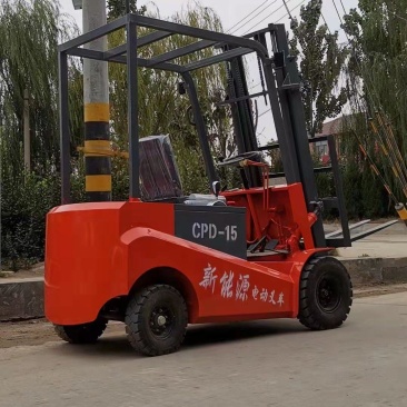 新能源电动叉车