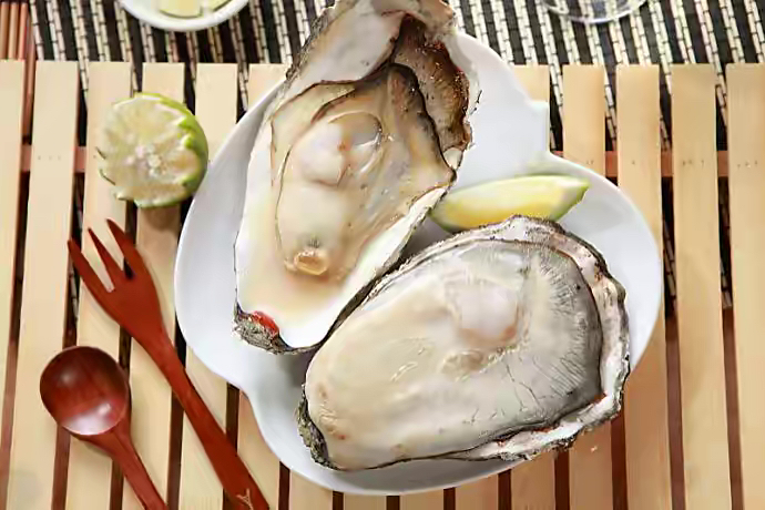 生蚝刺身摆盘图