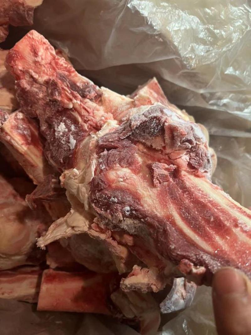 精品牛腿骨，满骨髓，肉含量相当不错，厂家一手货源质量保证