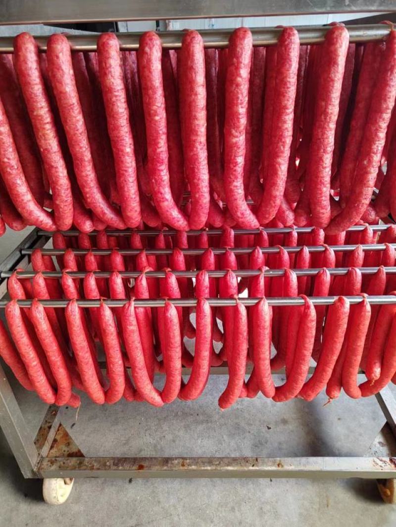 【品质保证】精品腊肉香肠一手货源农家自制正宗烟熏