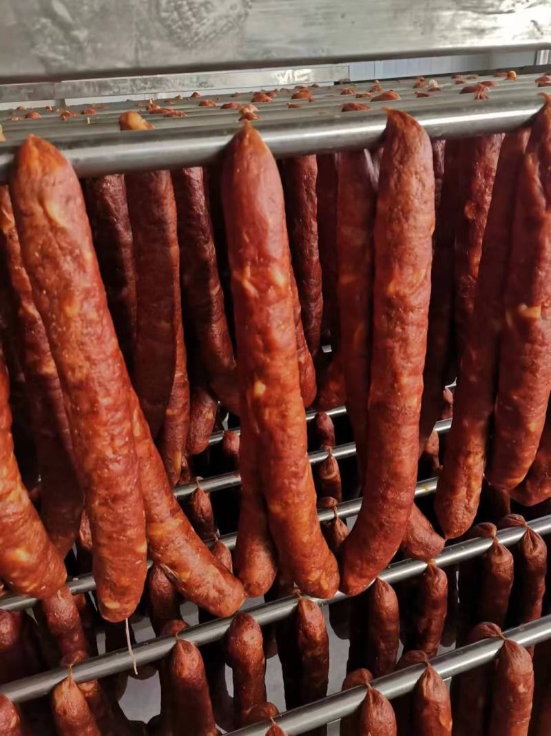 【品质保证】精品腊肉香肠一手货源农家自制正宗烟熏