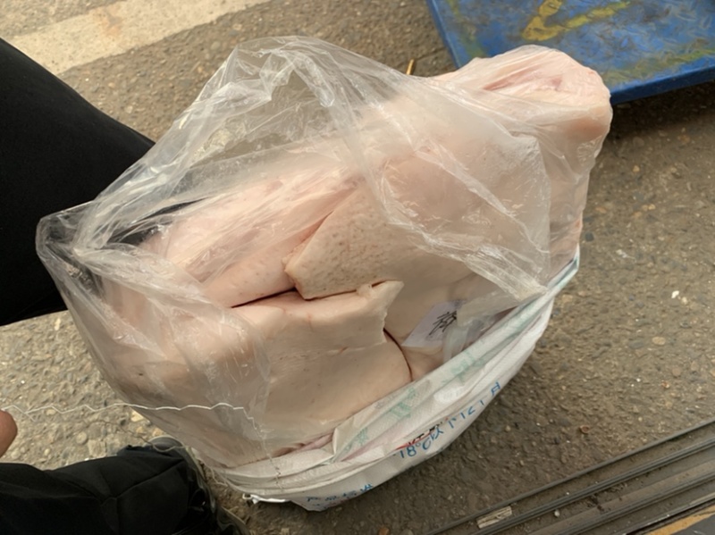 （新鲜肥猪油）国产肥猪精脊膘，物美价廉，实惠便宜欢迎咨询