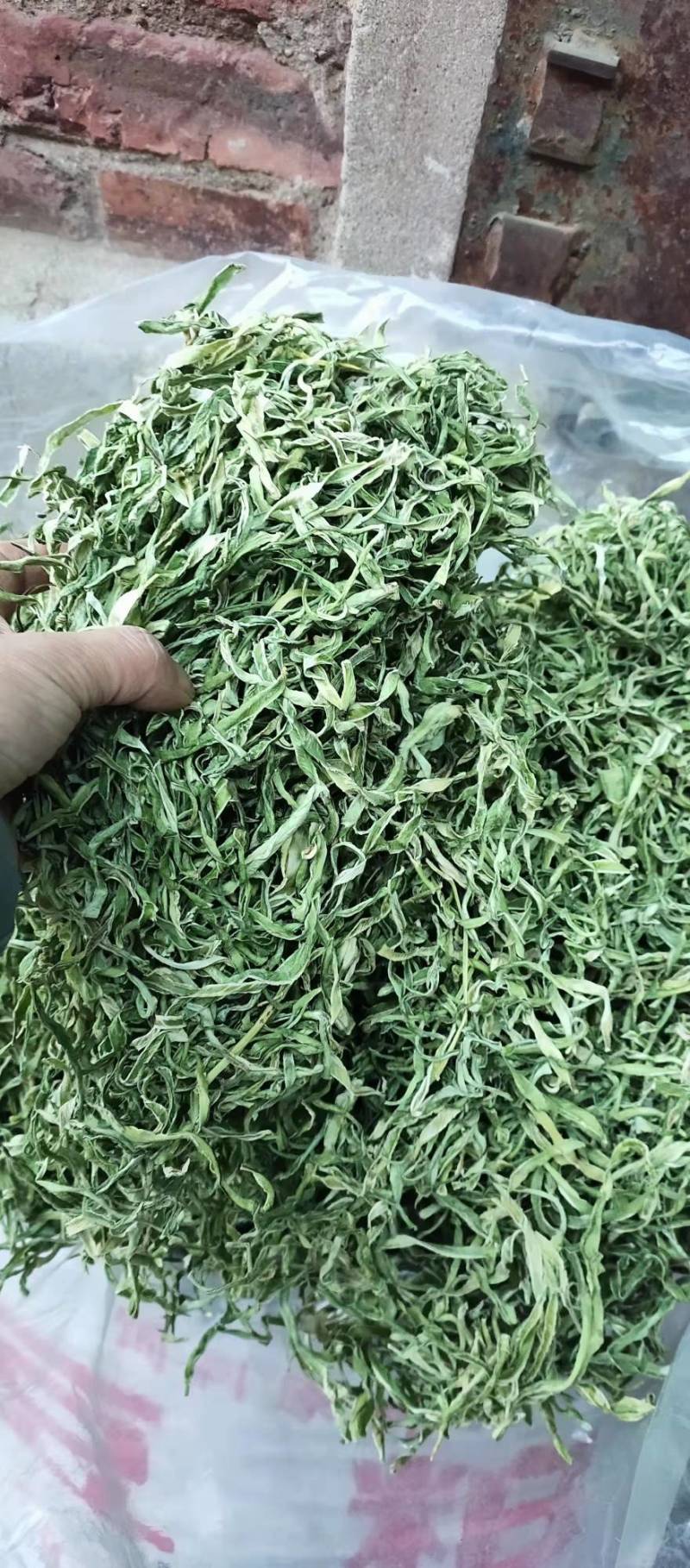 东北干豆角丝，颜色好，质量很好。