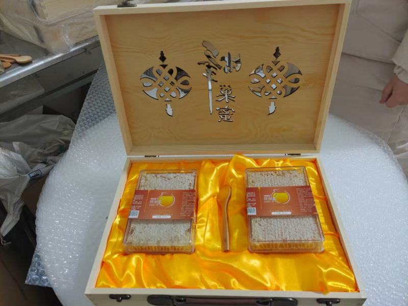 常年提供各种通用蜂蜜，蜂王浆礼盒包装盒，可定制