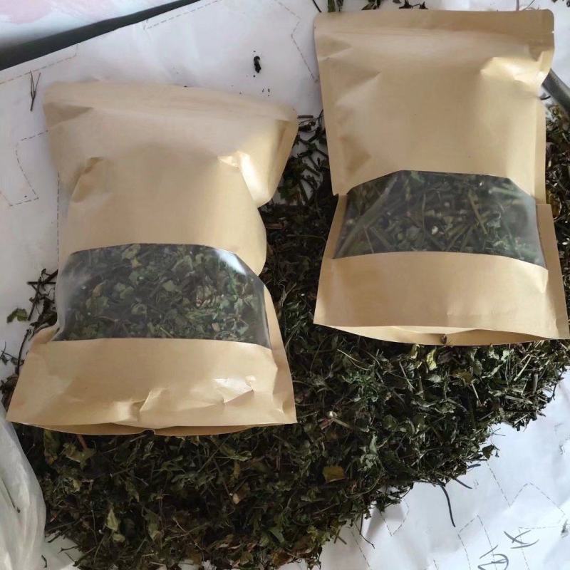 鬼针草、鬼钗草、虾钳草、蟹钳草、对叉草、粘人草、粘连子