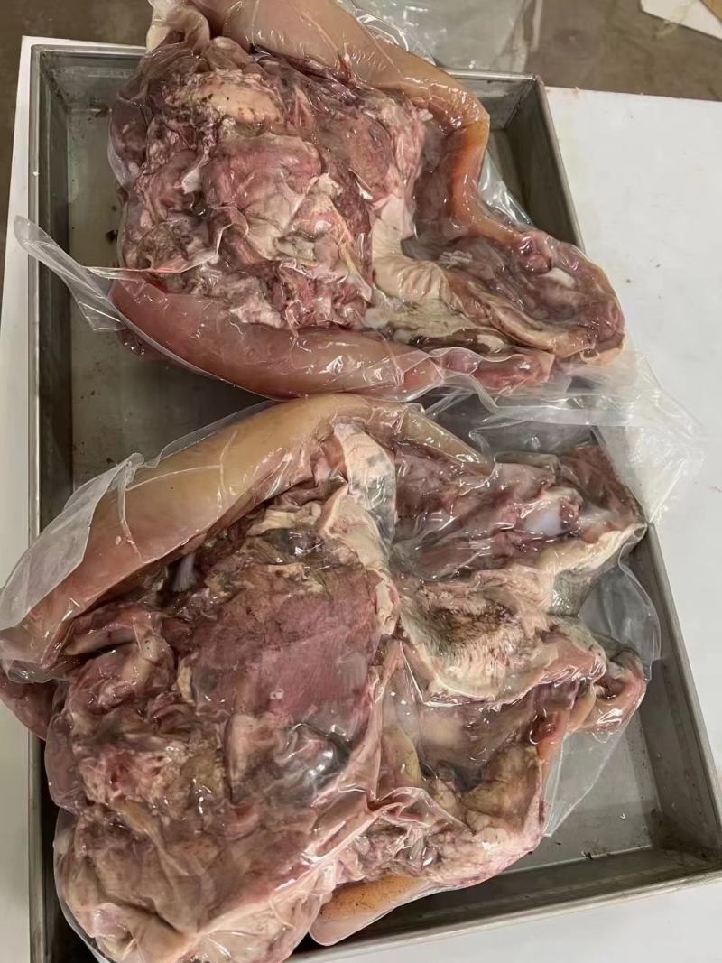 新鲜带皮熟牛头肉