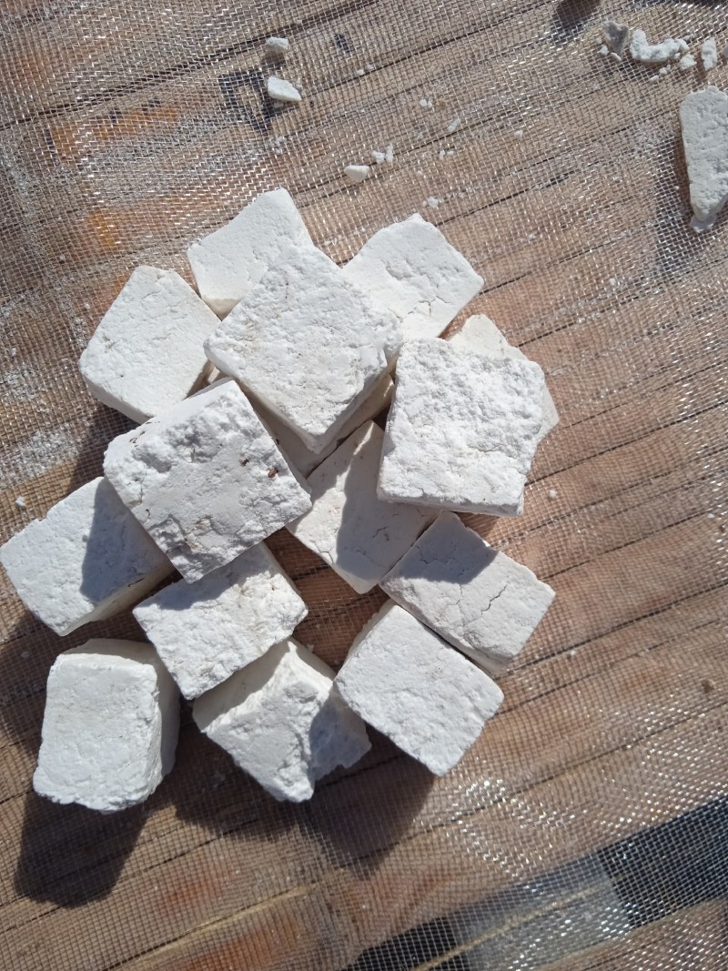 云南高山茯苓机选白茯苓机器切块块形3x3CM大颗散装袋装