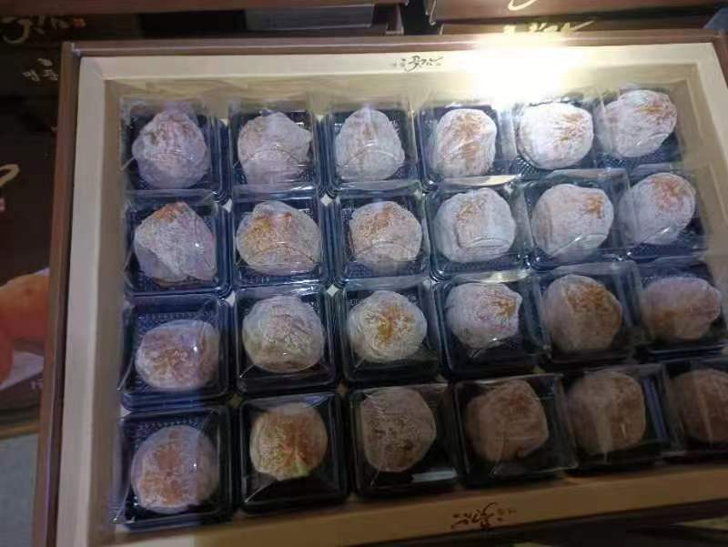 柿饼，红饼，半干流心柿饼，霜饼。。。。。。