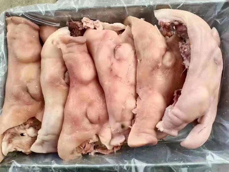 熟猪头肉，干净无毛，适用于熟食批发，辣炒猪头肉，凉拌黄瓜