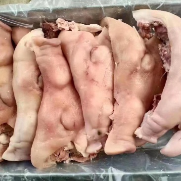 熟猪头肉，干净无毛，适用于熟食批发，辣炒猪头肉，凉拌黄瓜