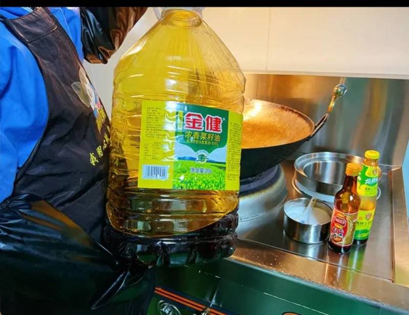 麻辣豆腐干开胃手工香辣豆腐干100克，欢迎来电咨询