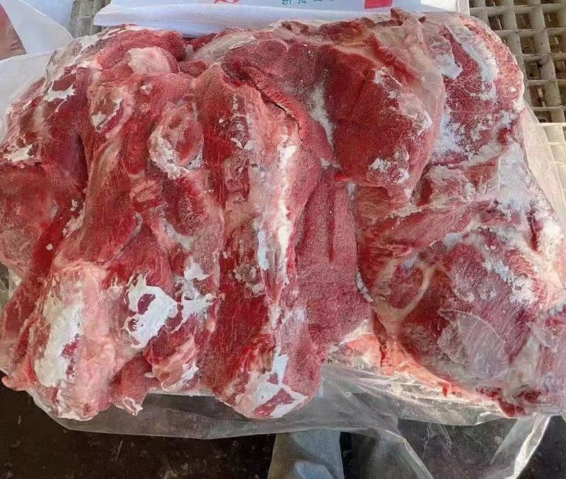 母猪一号肉版25公斤，现货30吨，26500一吨