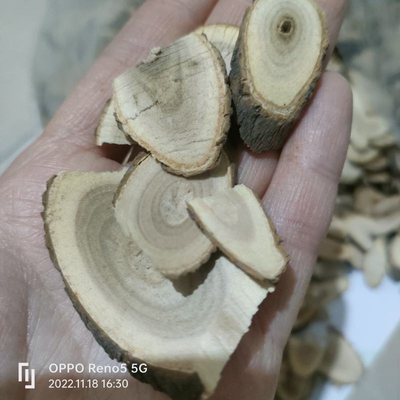 刺五加量多从优实物拍摄严于品质全国发货祥泰药材