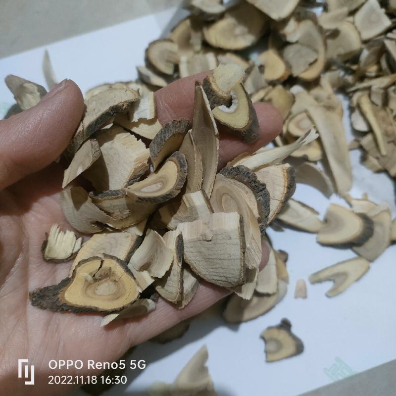 刺五加量多从优实物拍摄严于品质全国发货祥泰药材