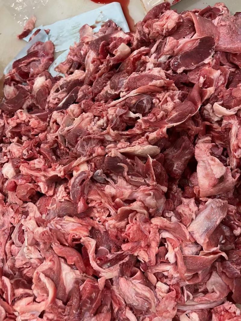 生肉筋，有筋有肉真真正正的肉筋带一点小油