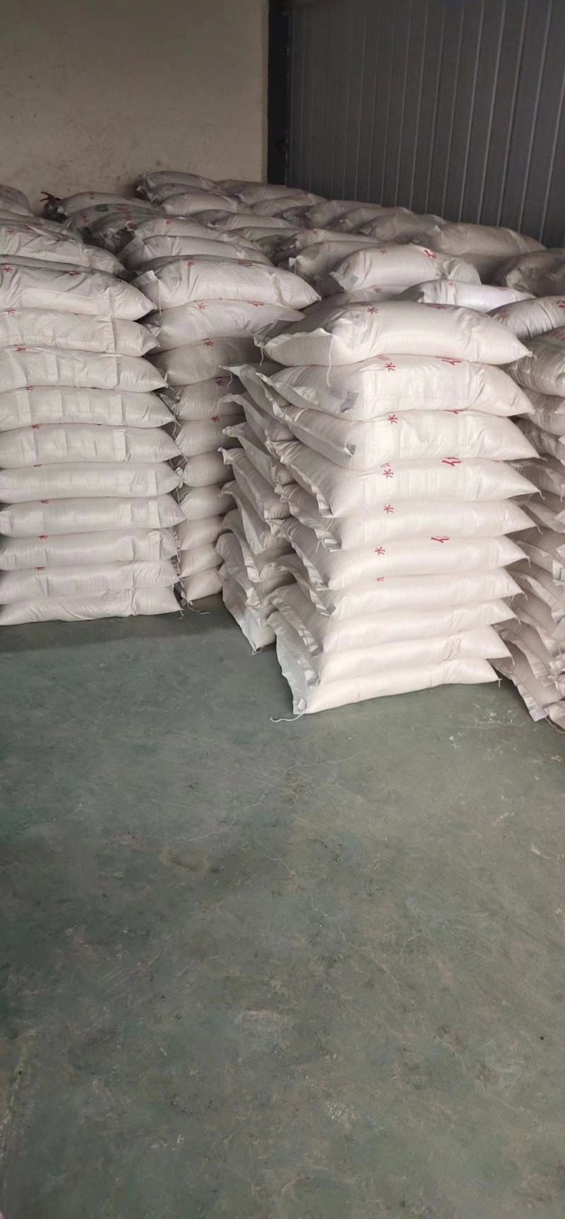 小麦次粉养殖饲料原料使用全国发货质量稳定协助找车