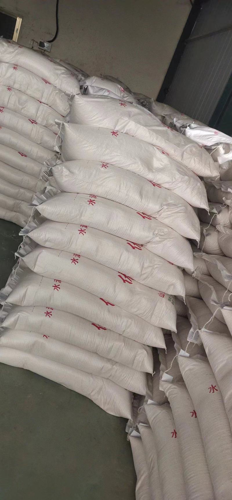 小麦次粉养殖饲料原料使用全国发货质量稳定协助找车