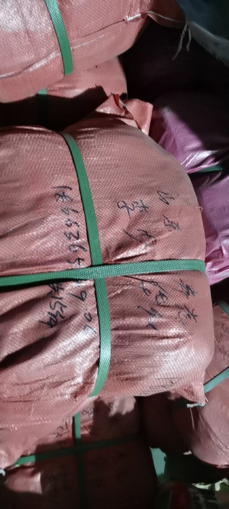 放风滑轮不锈钢滑轮，各种大棚配件欢迎来电咨询！