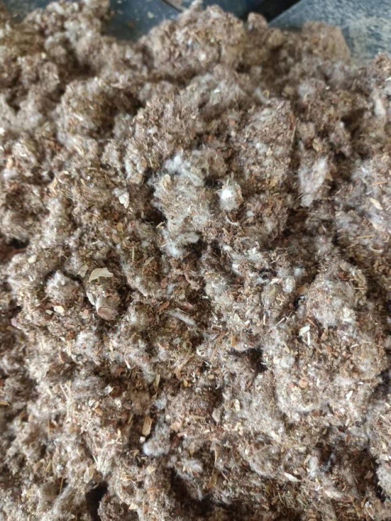 厂家常年直销棉籽饼蓖麻饼蔬菜水果专用饼肥，有机质85个，