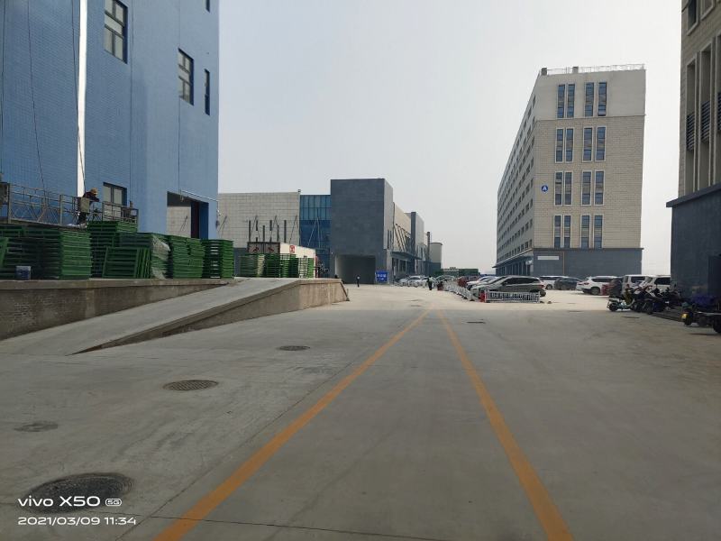 草麻鸭！湖边自然放养！肉质细腻鲜美，无添加剂
