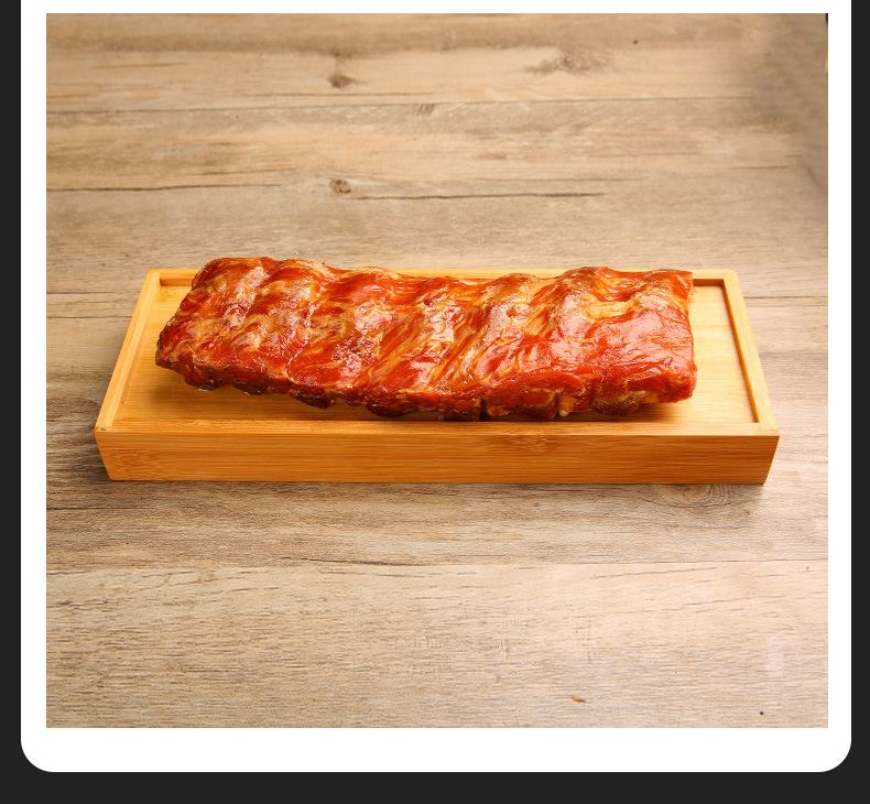 切好的紫菜苔与咸肉摆盘展示