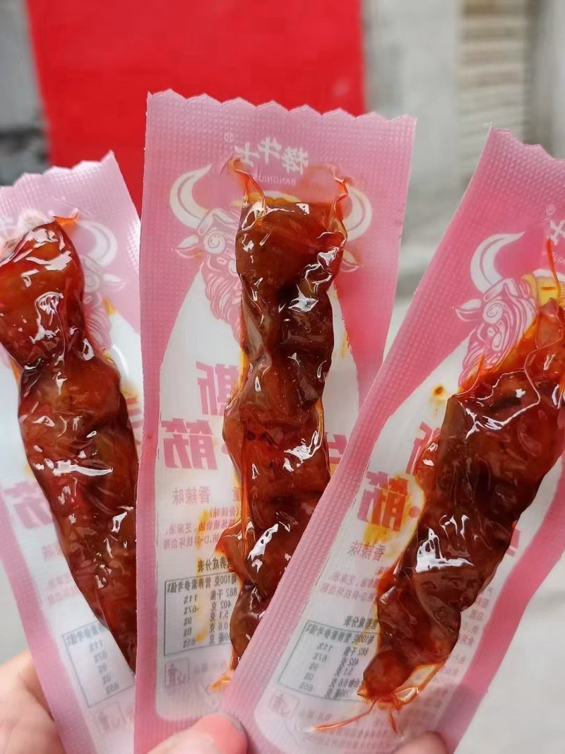 棒牛士手撕牛蹄筋，香辣味一件20斤牛蹄皮加牛筋制作而成