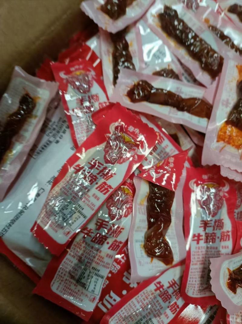 棒牛士手撕牛蹄筋，香辣味一件20斤牛蹄皮加牛筋制作而成