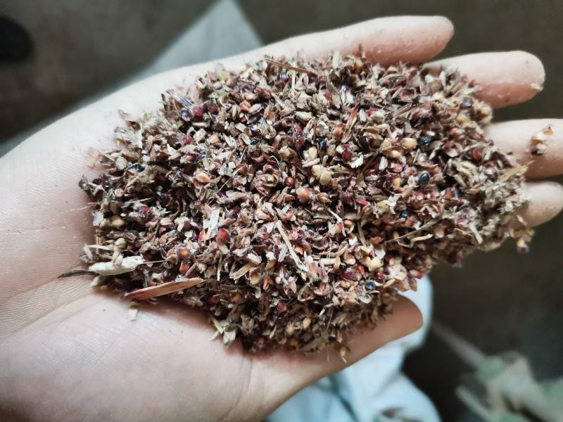 高粱壳，豌豆皮渣，牛，养饲料，