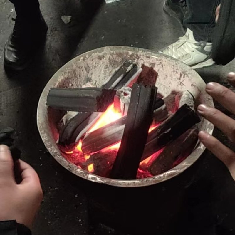 无烟，无味，机制环保，取暖，烧烤碳