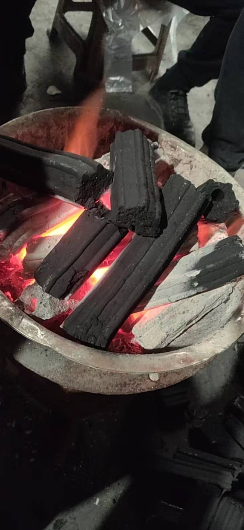 无烟，无味，机制环保，取暖，烧烤碳