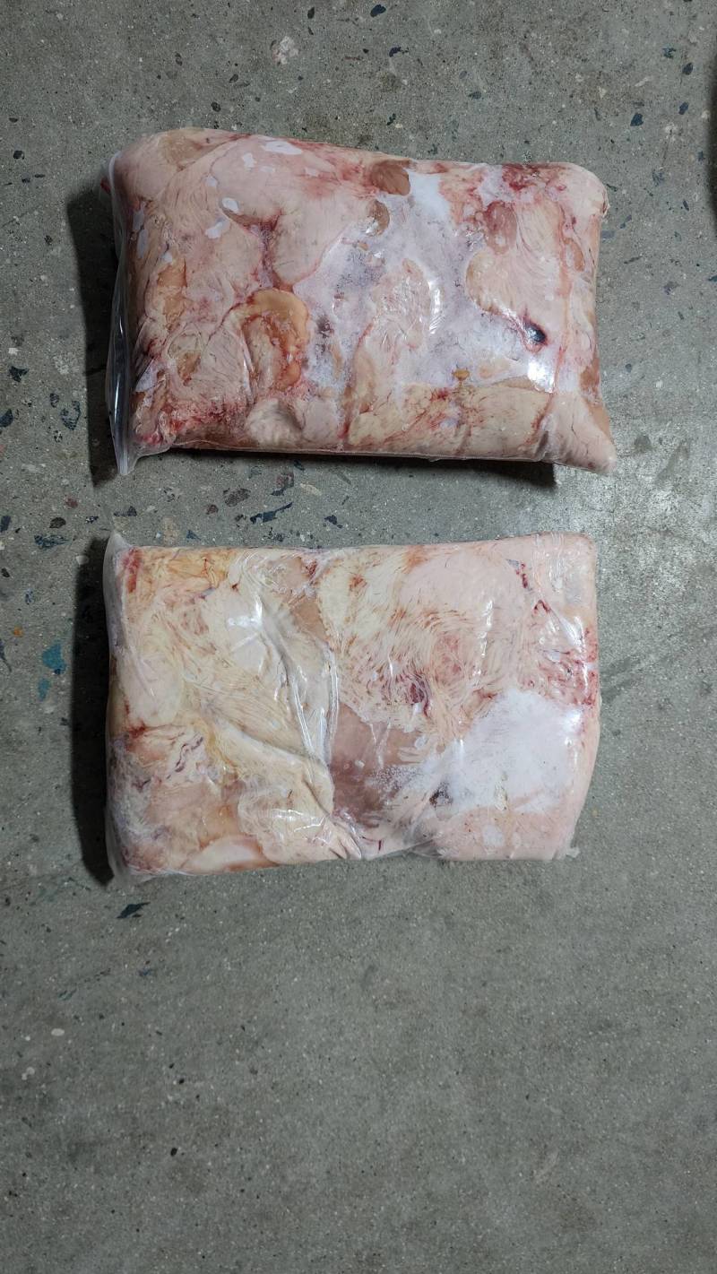 乳牛肚，乳牛心。可用于羊替代品。价格便宜。