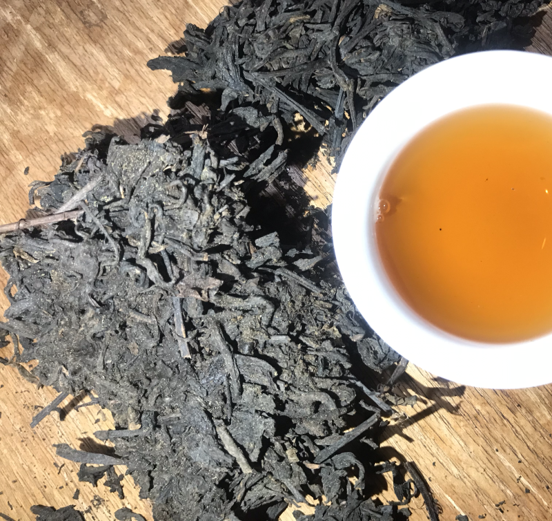 12年私人珍藏金花六堡茶一筐14斤