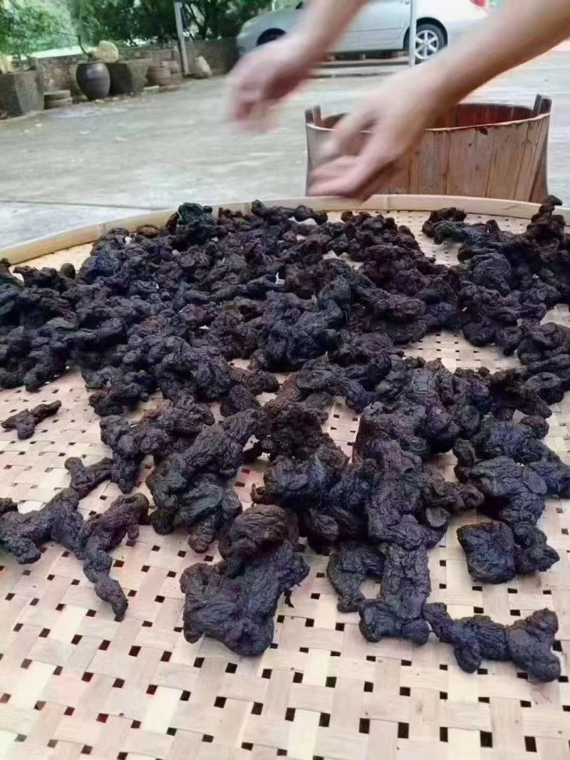 野生黄精九蒸九晒软黄精个大肉足软糯香甜一斤起发