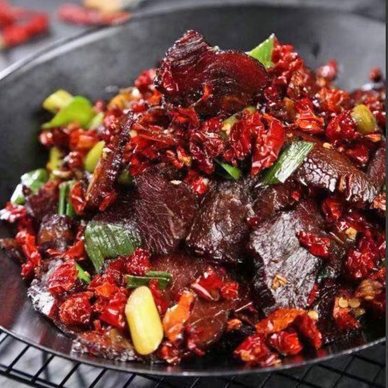 湖南腊牛肉烟熏干牛肉高品质腌制腊味厂家供应