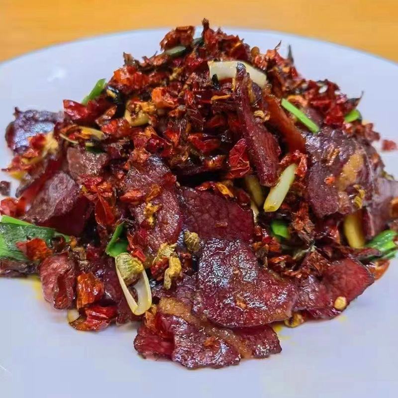 湖南腊牛肉烟熏干牛肉高品质腌制腊味厂家供应