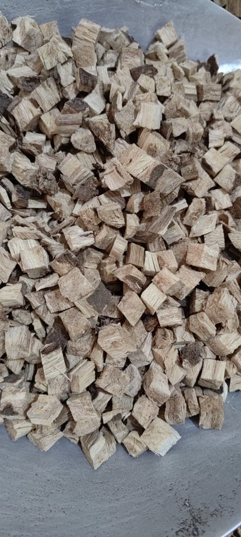 柴葛根，葛根，柴葛根批发，新货质量好，价格优，品质保障