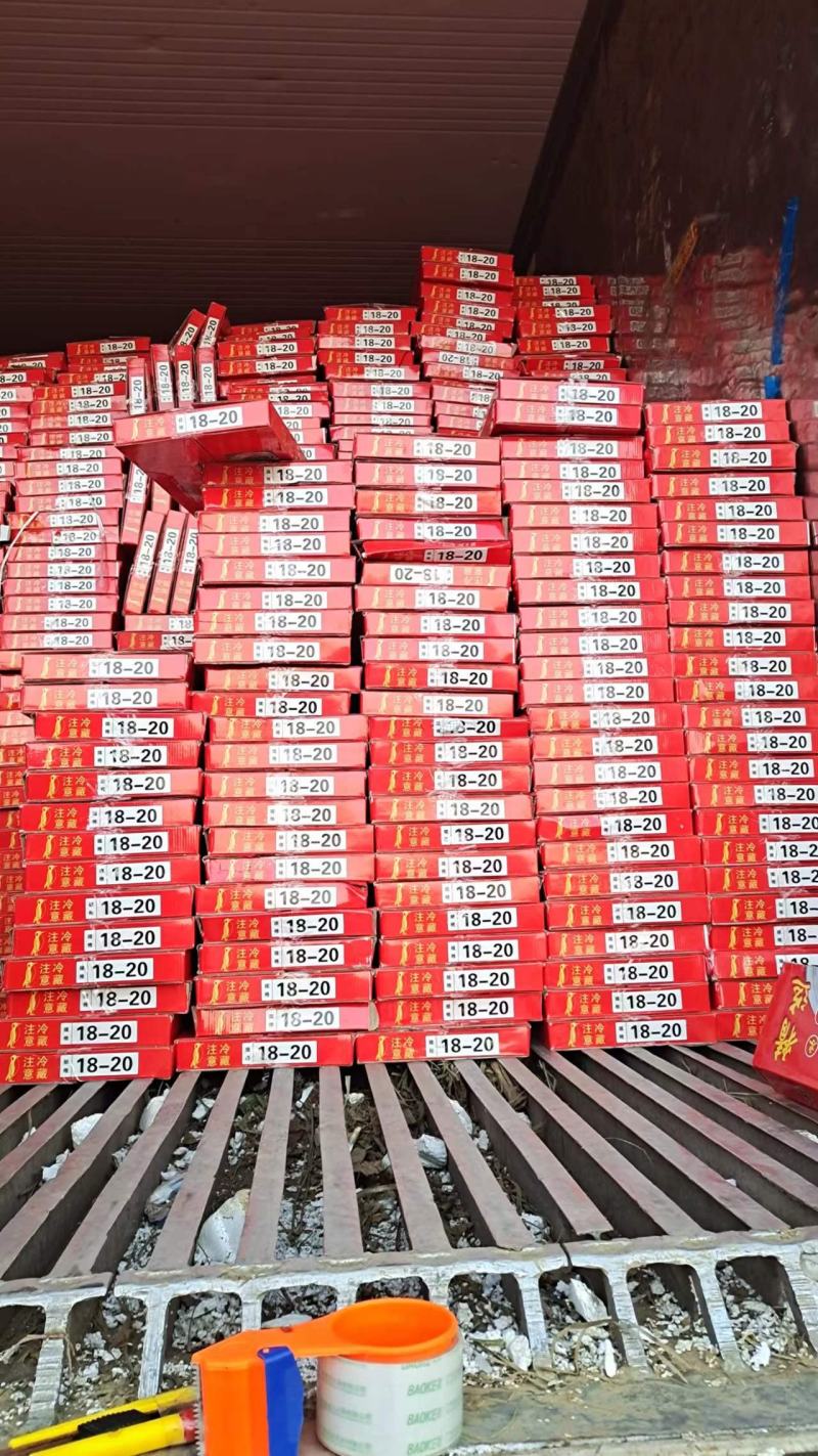 国产带鱼，一手货源，量大从优，一件6斤左右！！
