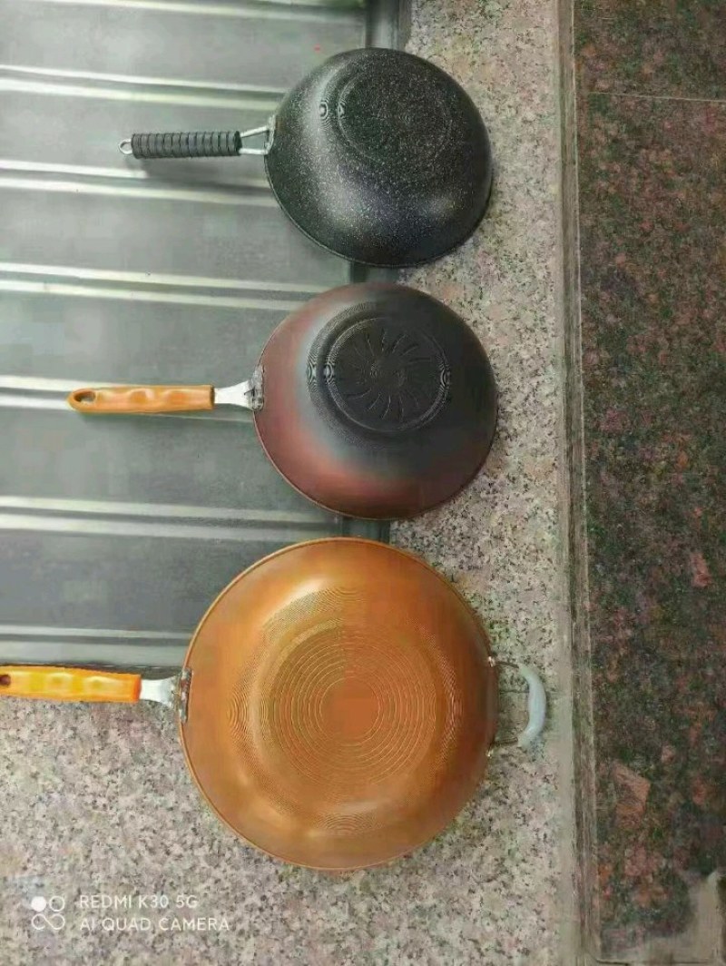 跑江湖产品25-29元模式炒锅精品不粘锅地摊赶集炒锅批发