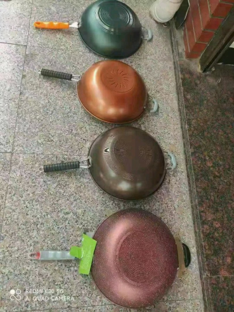 跑江湖产品25-29元模式炒锅精品不粘锅地摊赶集炒锅批发