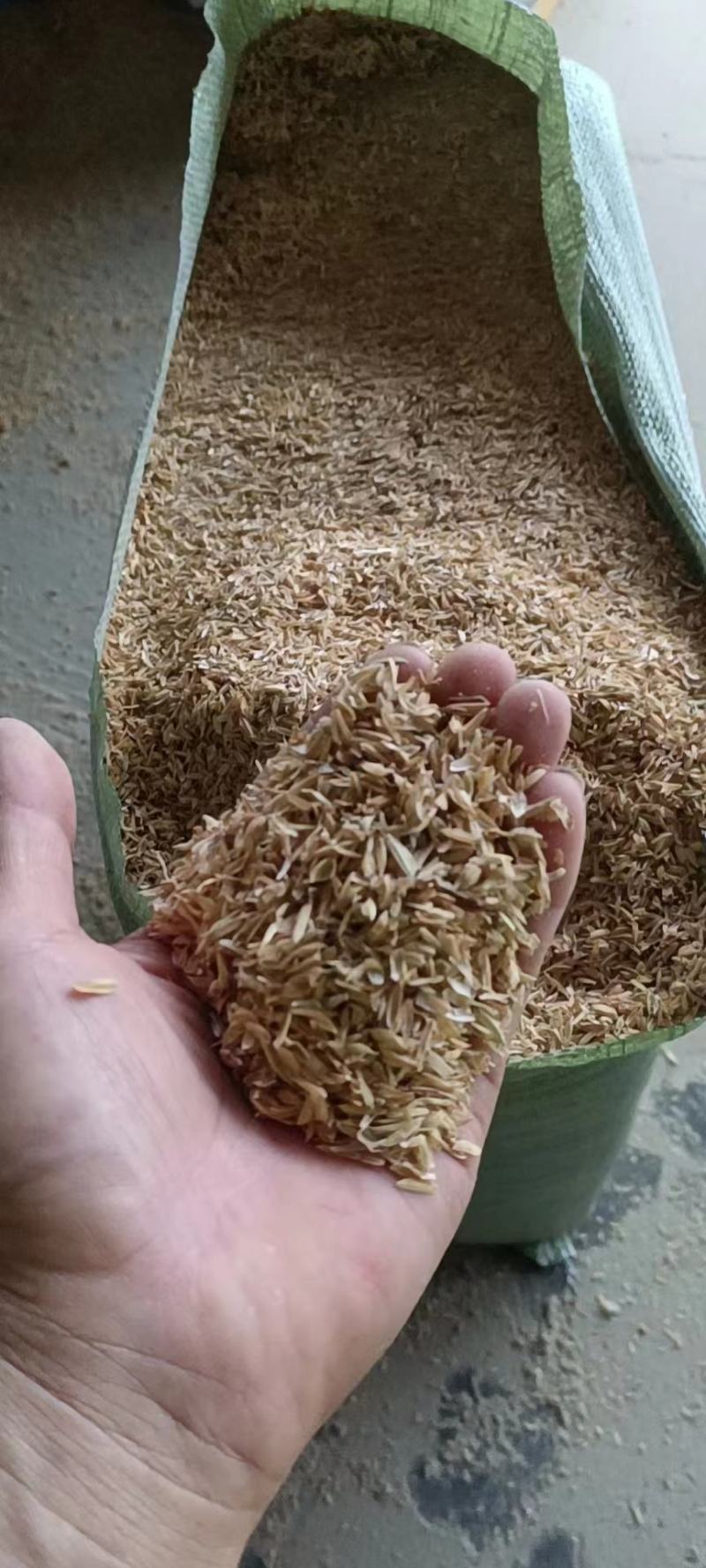 长期供应压缩谷壳，产地一手货源，质量保证，欢迎来电咨询