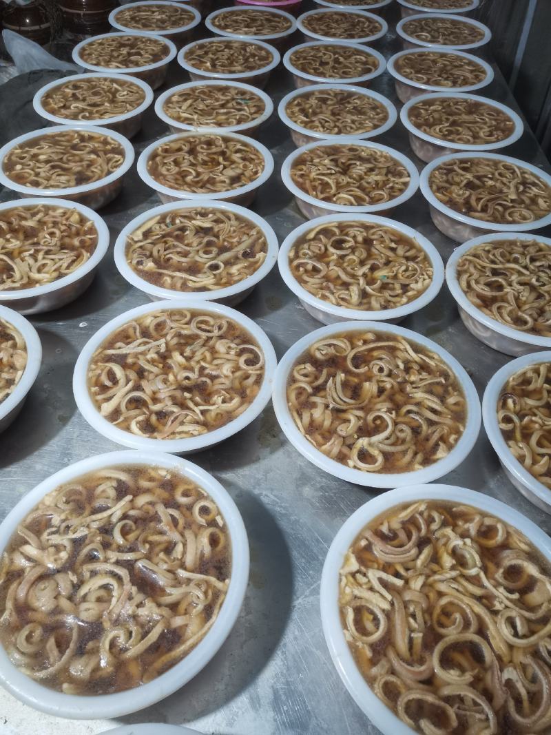猪皮冻大量批发可定制请直接通过一亩田电话联系